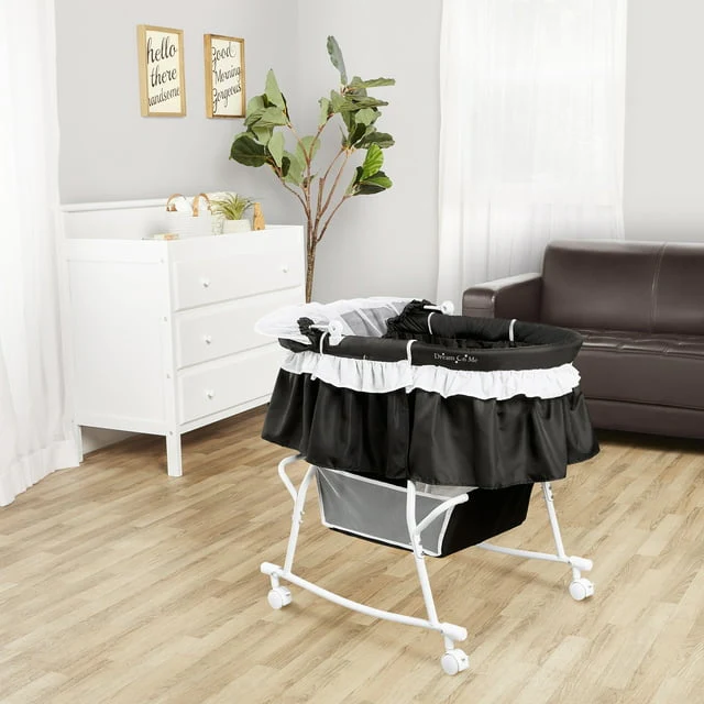 Dream On Me Lacy 2-in-1 Portable Bassinet & Cradle (Black) - Image 4