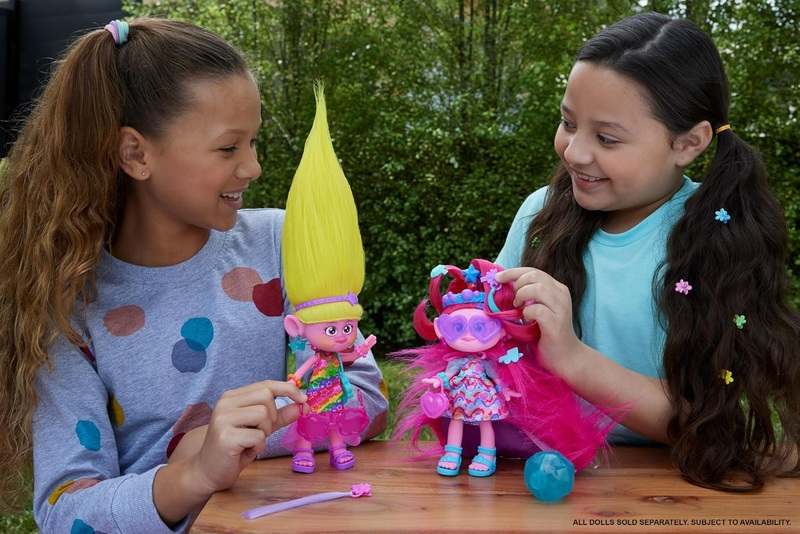 New Mattel DreamWorks Trolls Band Together Viva Fashion Doll & Accessories Set - Image 4