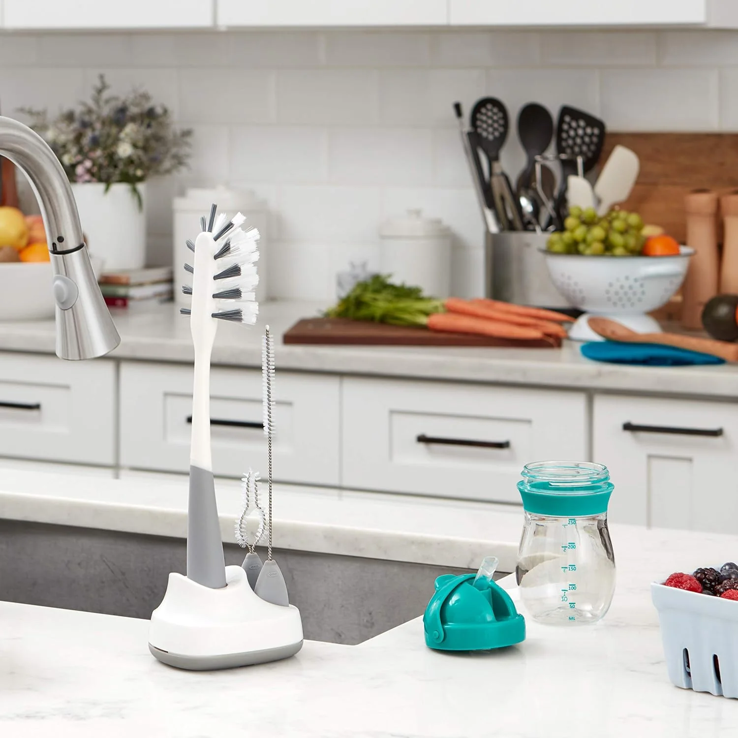 New OXO Tot Water Bottle and Straw Cup Cleaning Set Brush Set (Gray) - Image 10
