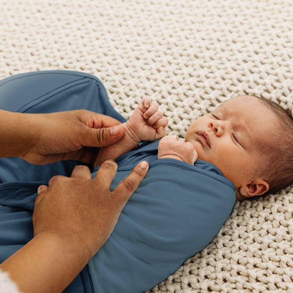 Owlet Dream Sleeper with Swaddle, 0–3 Months (Bedtime Blue) - Image 3